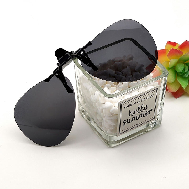 Damen schicke und moderne Sonnenbrille mit polarisierenden Gläsern Karnz