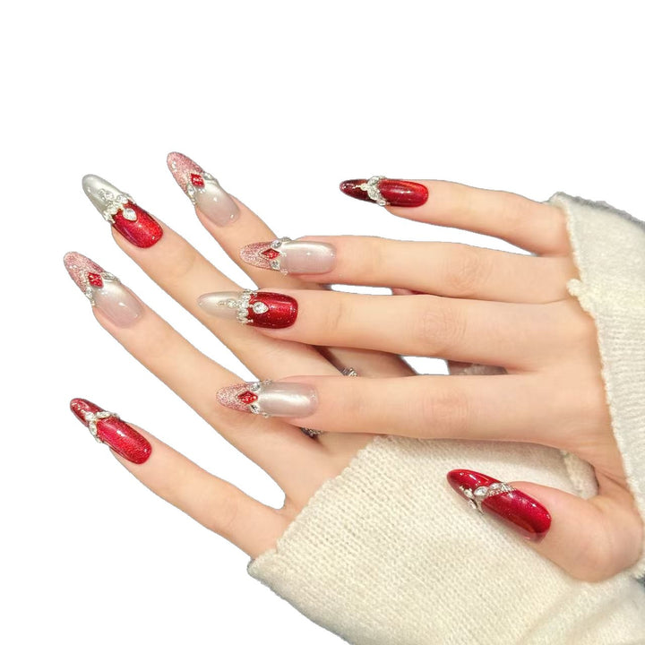 Glamouröses Press-On Nagelkunstset mit Strassakzenten  1791773888