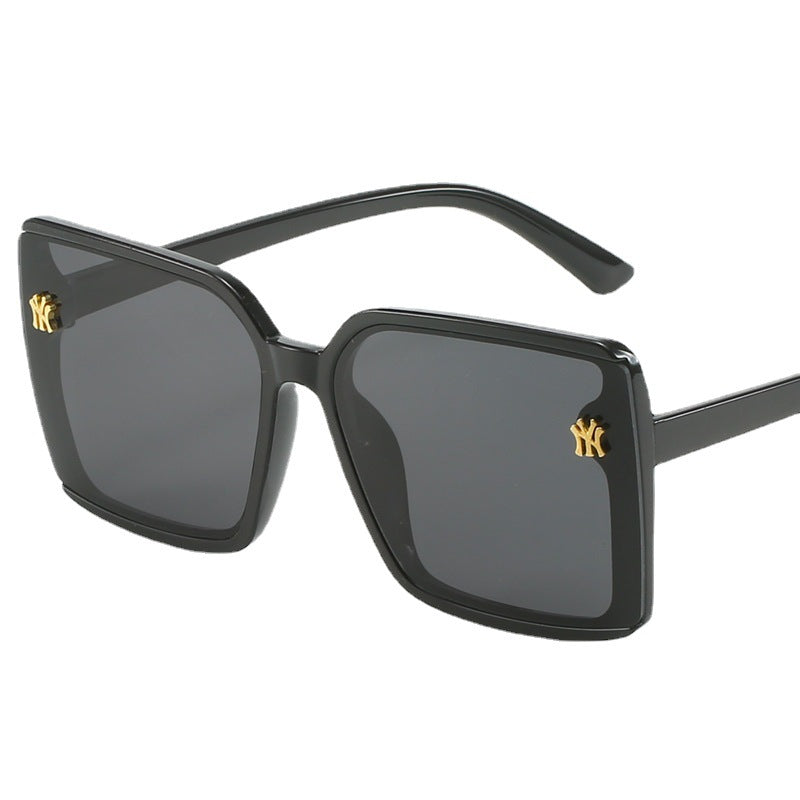 Damen Oversized-Sonnenbrille mit eleganten Gläsern Karnz