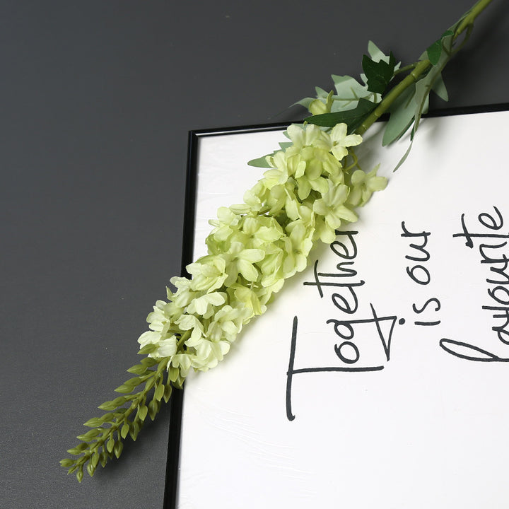 Künstlicher floraler Akzent für die Heimdekorationsausstellung
