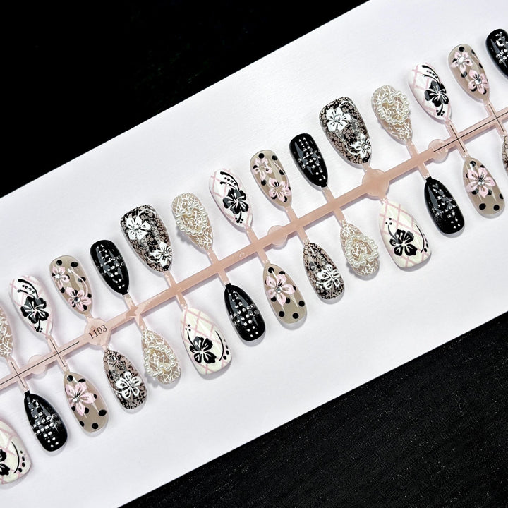 Künstlerisch Floral-Design Press-On Nagelset