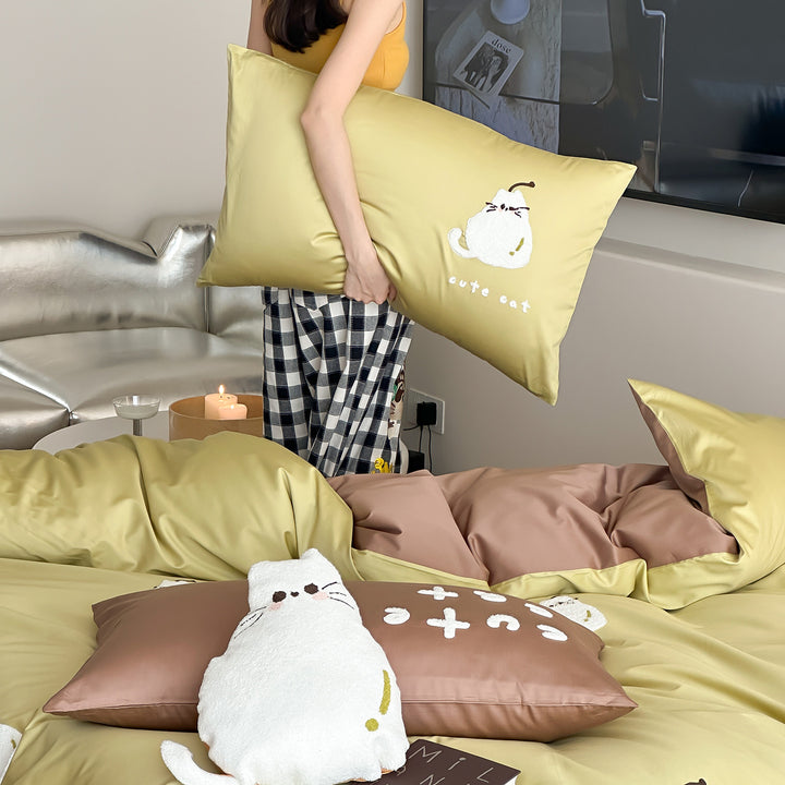 Verspielt Bestickte Plüsch-Katzen Bettbezug Set mit Wendbarem Satin Finish und Passenden Kissenbezügen
