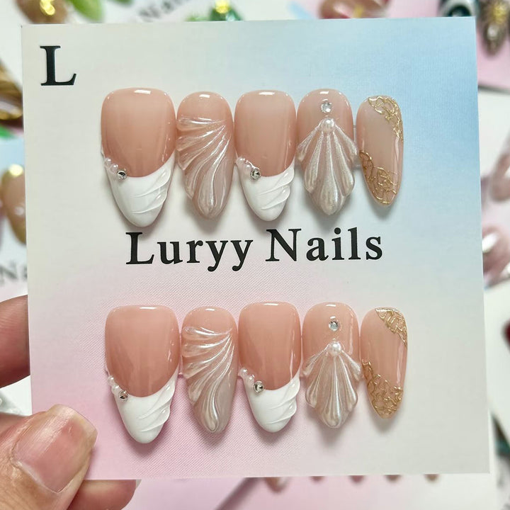 Chic Press-On Nail Art Set mit elegantem Design Karnz