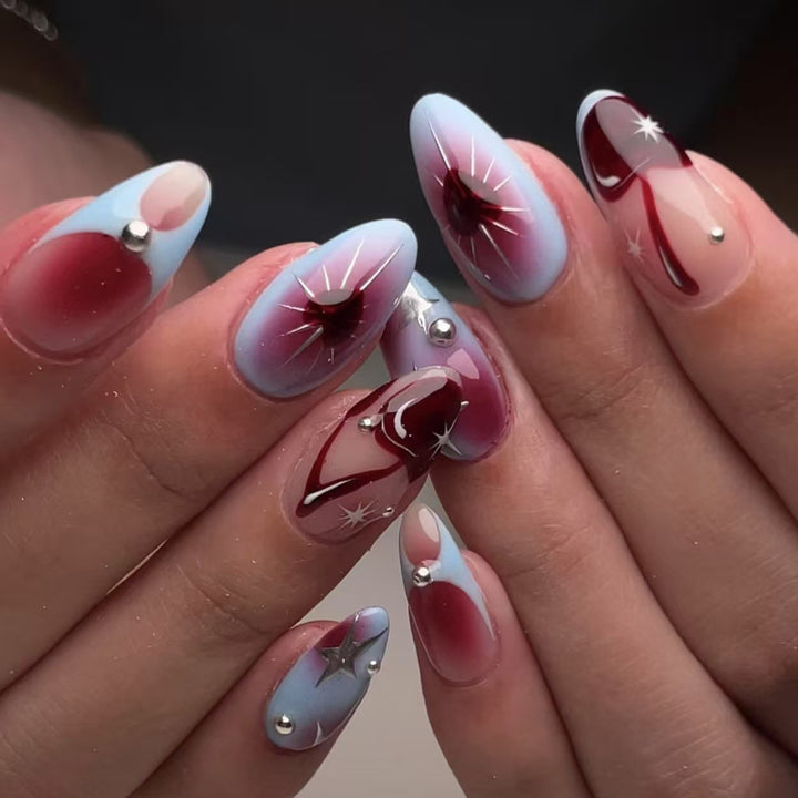 Elegante Kunstnägel mit stilvollen Akzenten Karnz