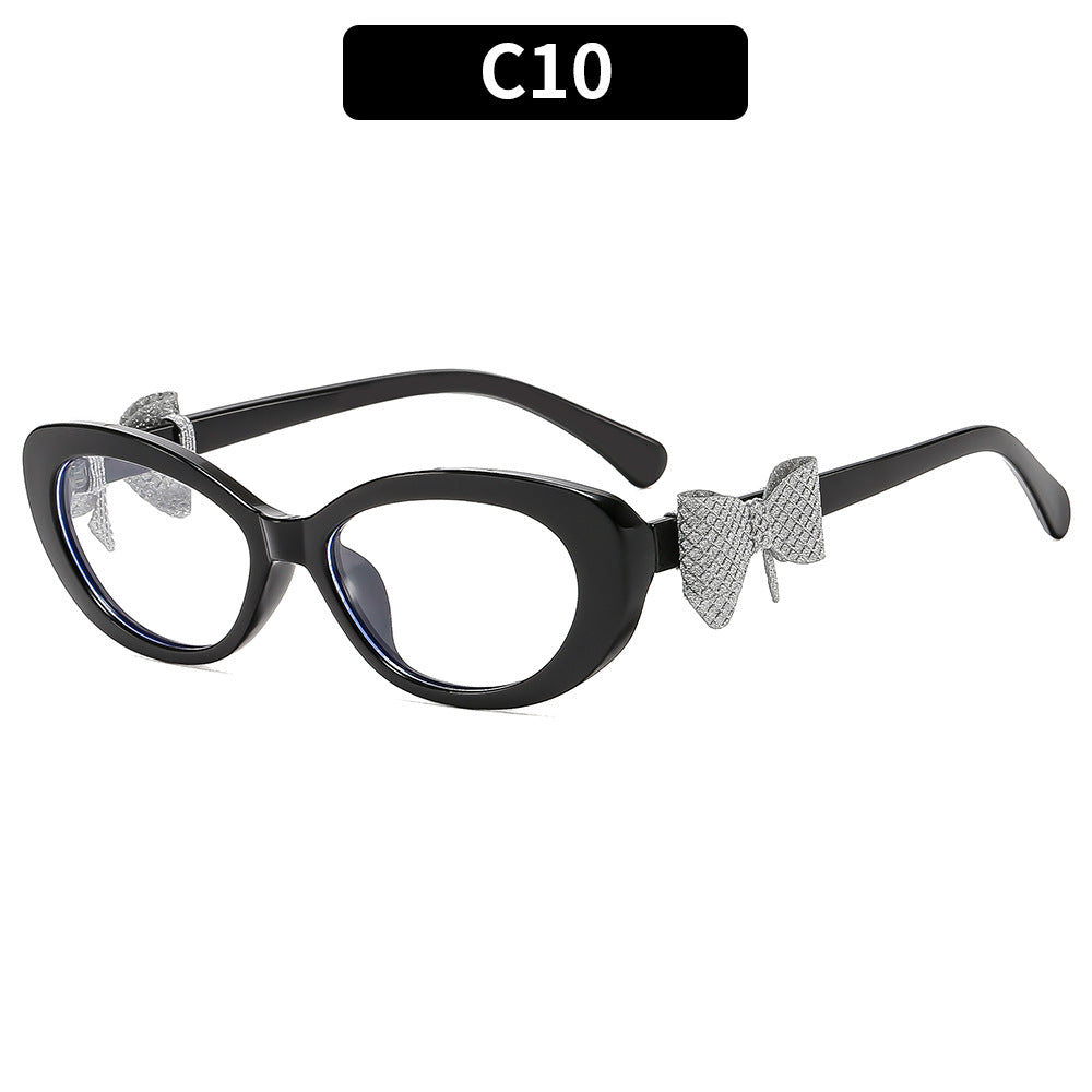 Schicke Cat-Eye-Brille mit Schleifenakzent