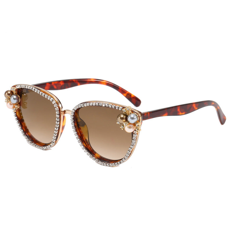 Damen glamouröse Sonnenbrille mit Perlen- und Kristalldekoration Karnz