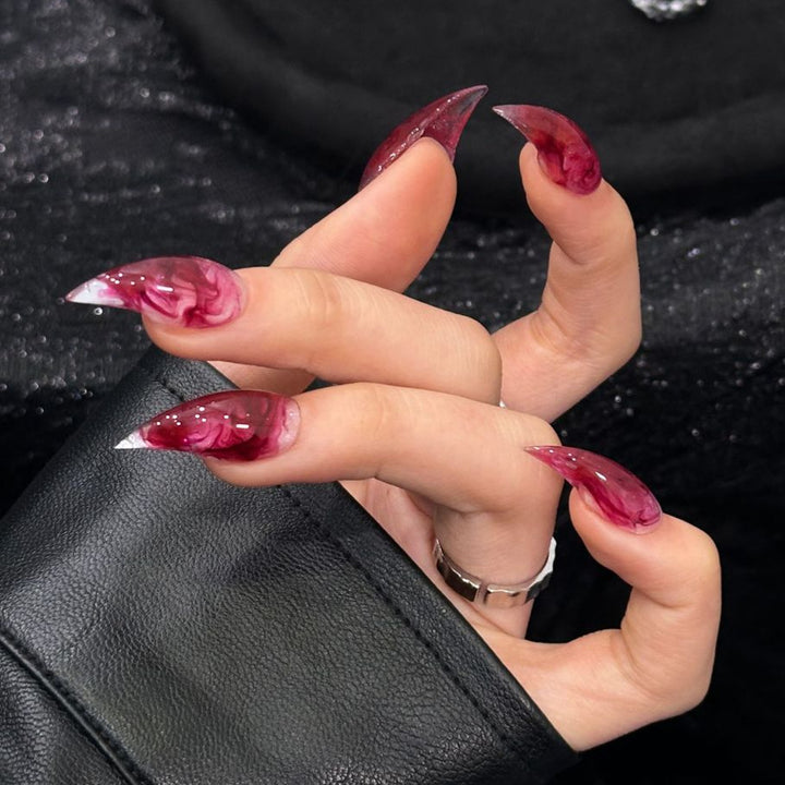 Künstlerische Marmor-Effekt Stiletto Press-On Nägel