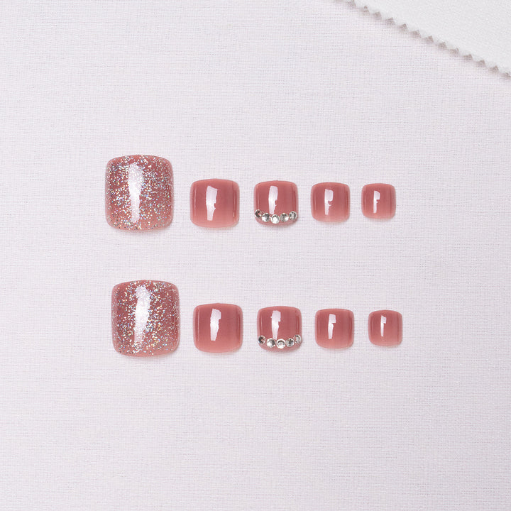 Dekorative Glitzer-Pediküre-Nagelkunst