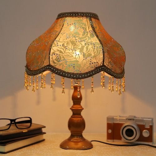 Dekorative Vintage Tischlampe