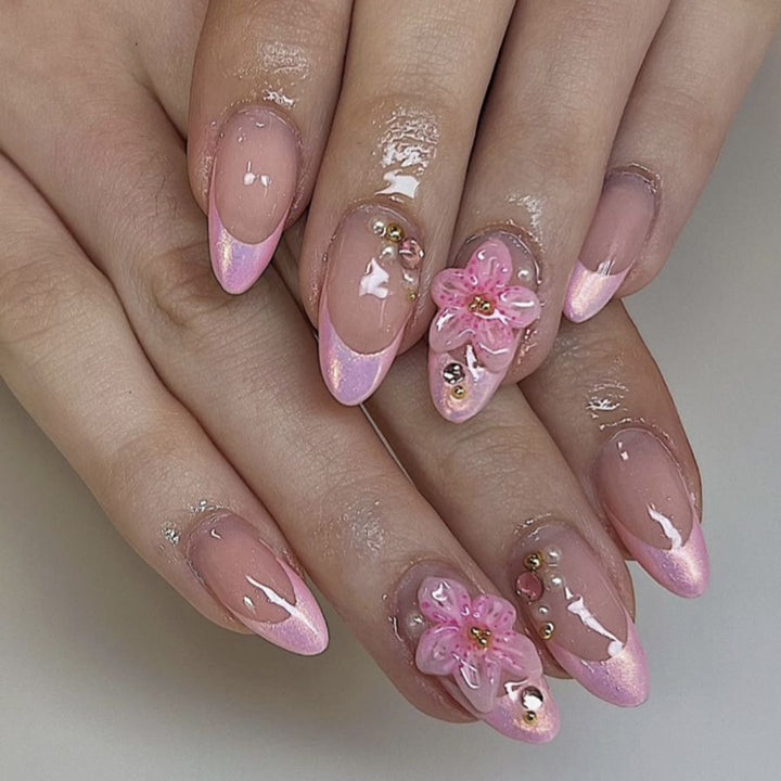 Press-On Nail Art Set mit floralen Verzierungen Karnz