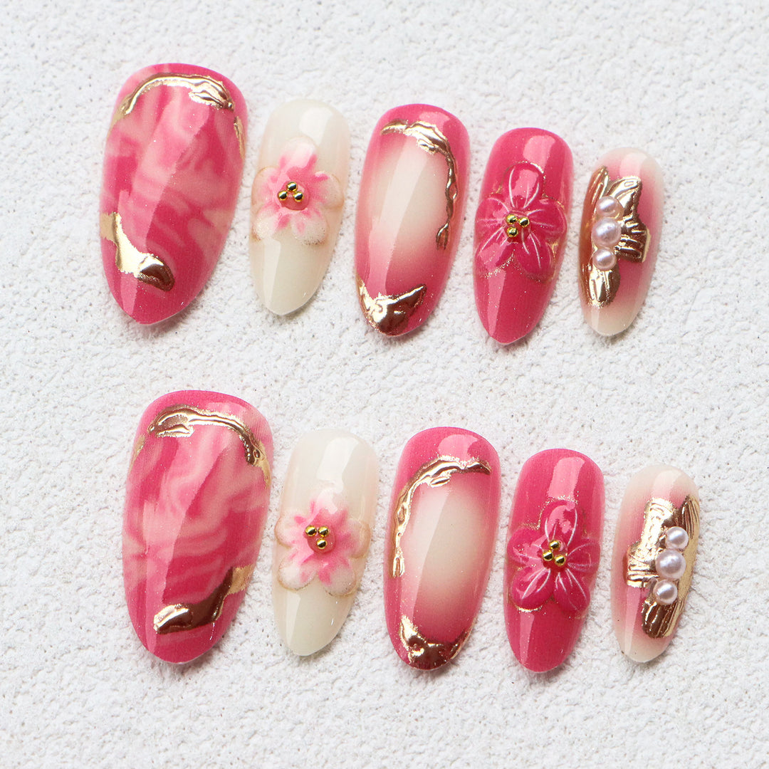 Dekorative Nagelkunst