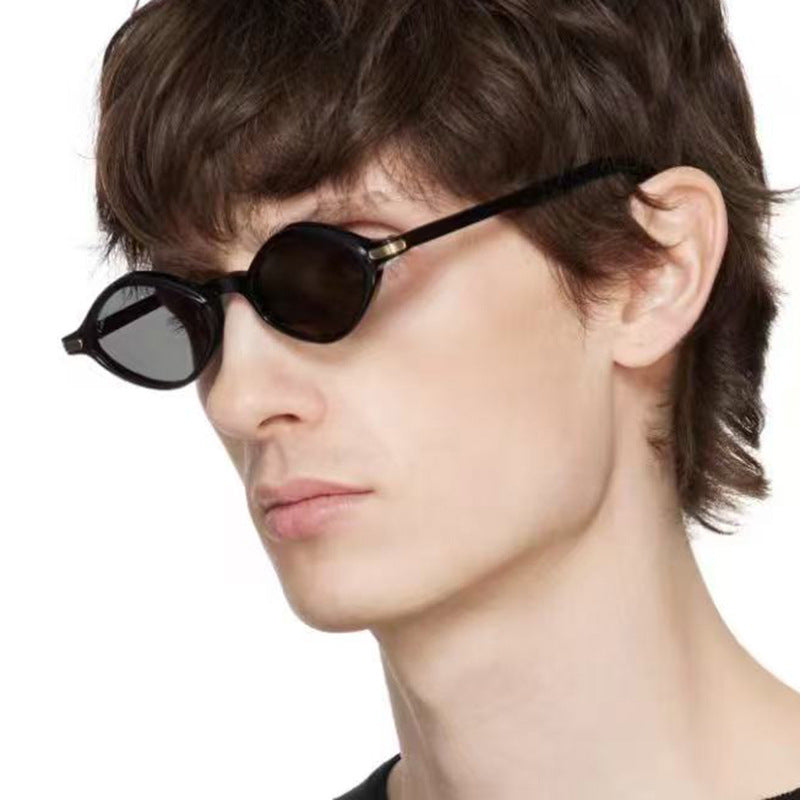 Damen modische Sonnenbrille mit einzigartigem Design und hochwertigem Metallrahmen Karnz