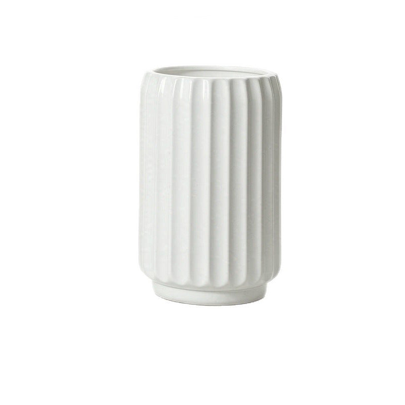 Elegante Fluted Dekorative Bodenvase Karnz