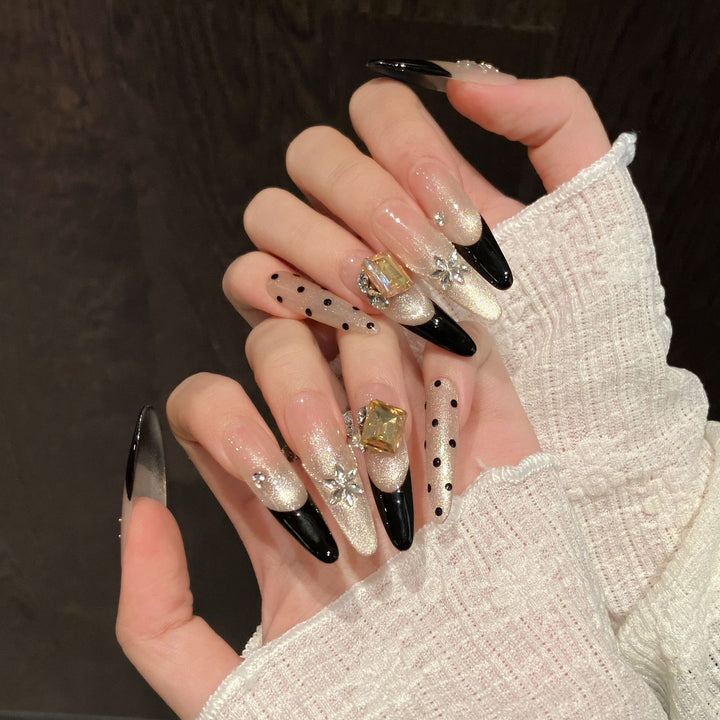 Glamouröses Press-On Nagelkunstset mit Kristall und eleganten Akzenten