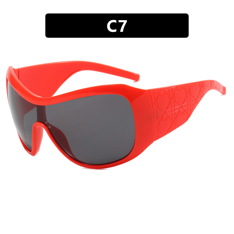Damen Sportsonnenbrille mit breitgeschütztem Rahmen und polarisierenden Gläsern Karnz