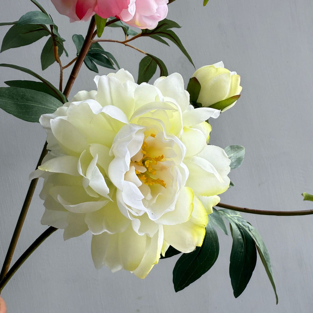 Dekorative Blumenarrangement