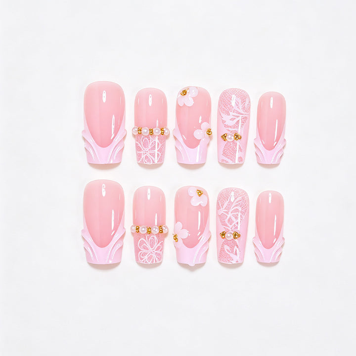 Elegante Floral Press-On Nail Art Tipps Karnz