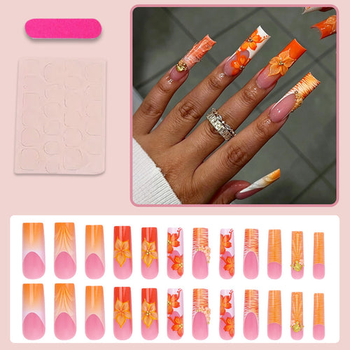 Kunstnagelset mit floralen und fruchtigen Dekoren Karnz