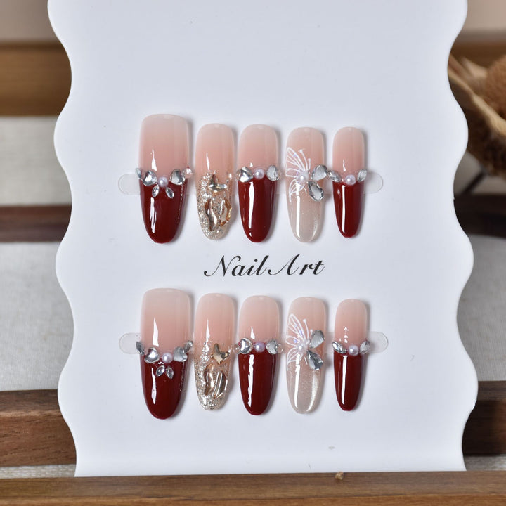 Glamorous Nail Art Karnz