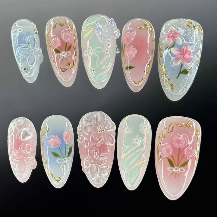 Kunstvolle Nagelsets Karnz