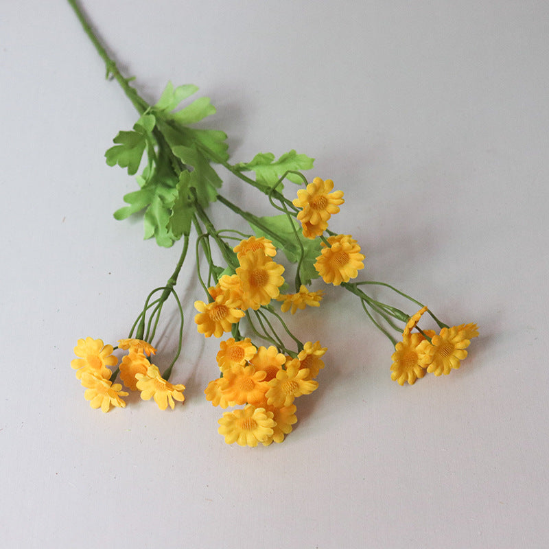 Dekorative Blumenstängel für die Inneneinrichtung
