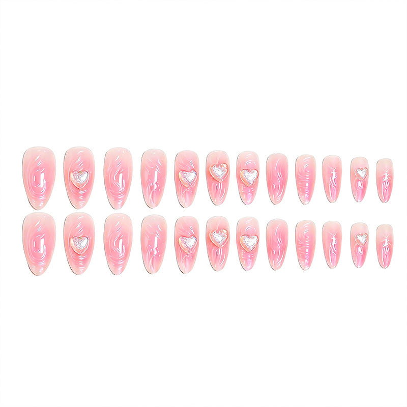 Kunstvolle Nagelspitzen mit transparentem Design Karnz