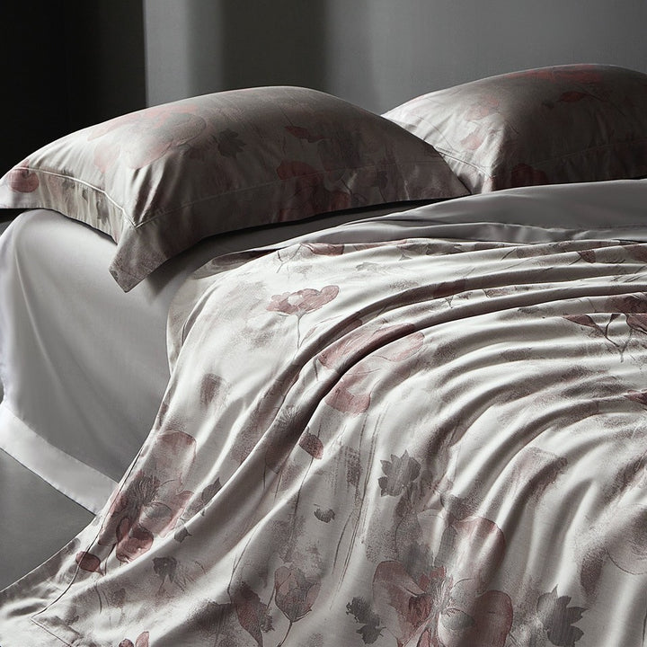 Premium Baumwollsatin-Bettwäschegarnitur mit Aquarell-Blumenprint und feiner Satinbiese