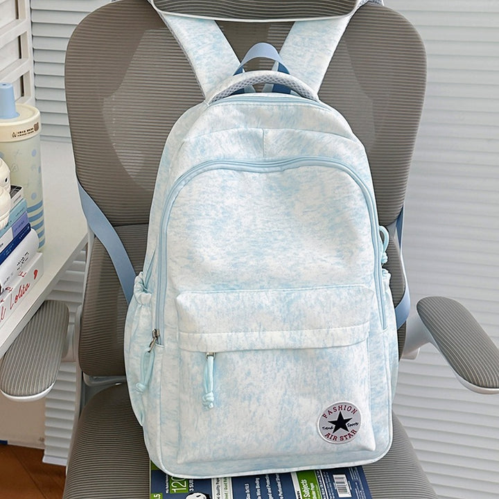 Leichtgewichtiger und trendiger Rucksack Karnz