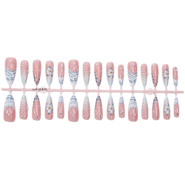 Kreatives Kunstnagelset Karnz