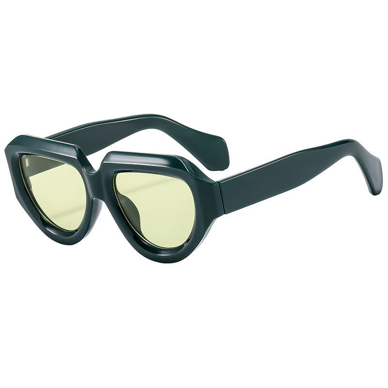 Damen Cat-Eye Sonnenbrille mit modernem transparentem Rahmen und UV-Schutz Karnz