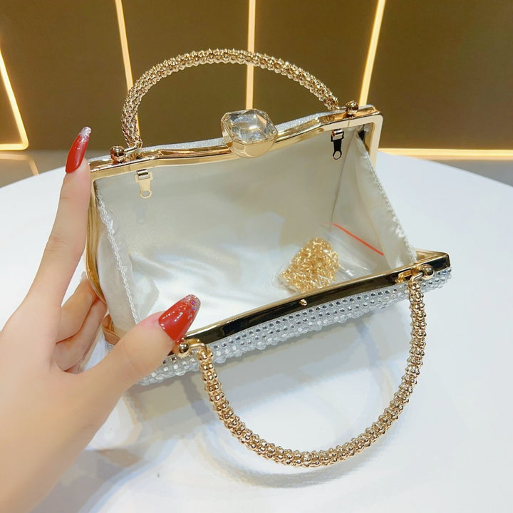 Elegante mit Strass verziertes Clutch