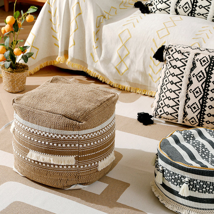 Gepolsterter Pouf Sitzhocker mit gewebter Struktur und Tragegriff