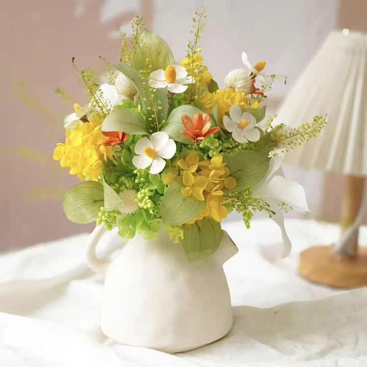 Lush Künstliches Blumenarrangement mit Dekorativvase