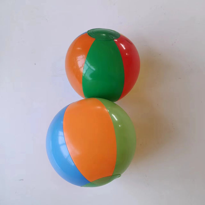 Unisex aufblasbarer Spielball mit verschiedenen Farbsegmenten Karnz
