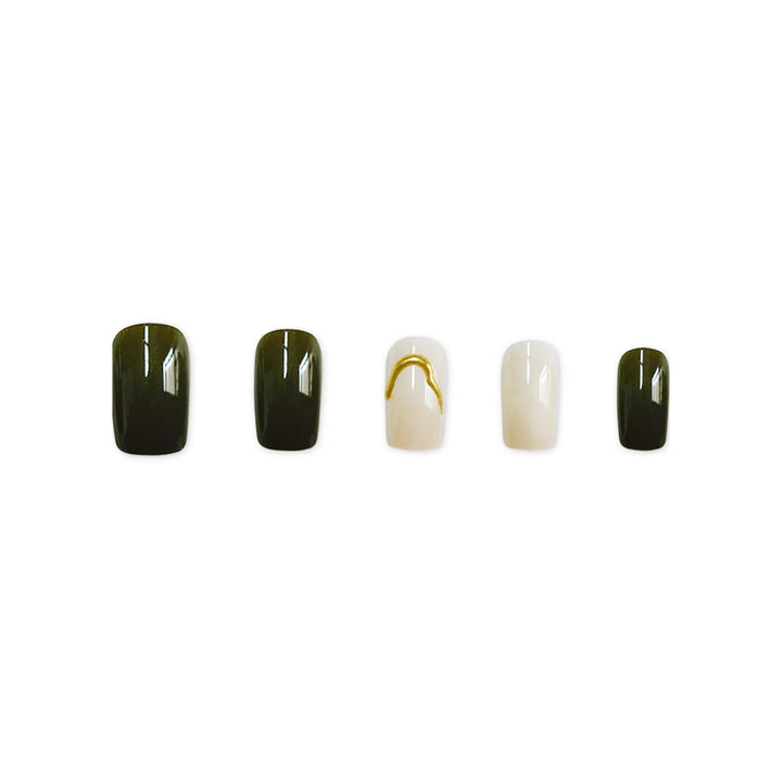 Künstlerisches Press-On-Nageldesign Karnz