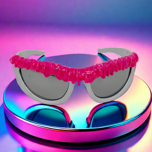 Damen trendige Sonnenbrille mit kreativem Flüssigkeitsrahmen Karnz
