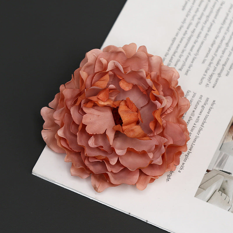 Dekorative Stoff Blumenbrosche