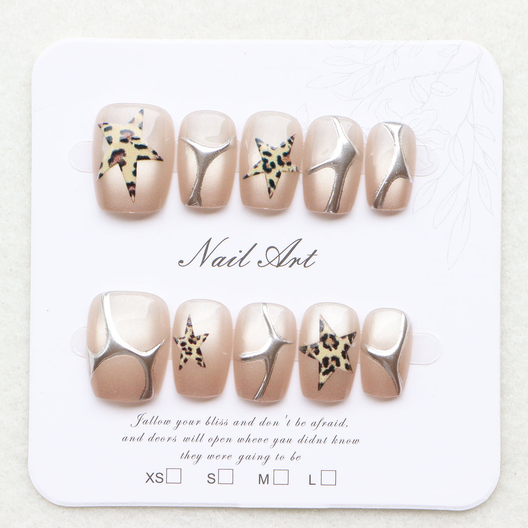 Dekoratives Press-On Nagelkunstset mit Sternelementen Karnz