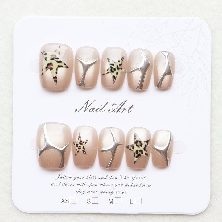 Dekoratives Press-On Nagelkunstset mit Sternelementen Karnz