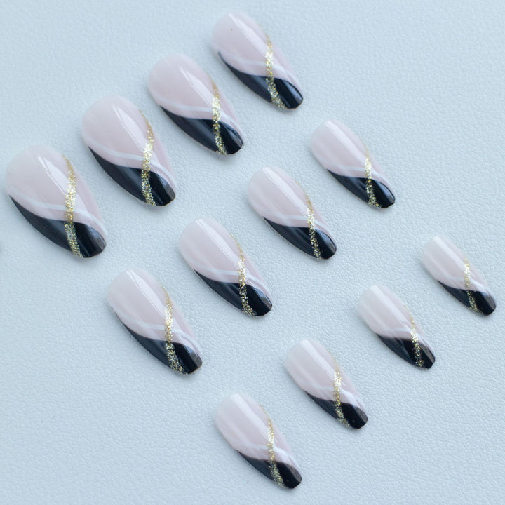 Künstlerische Franse Nagelkunst