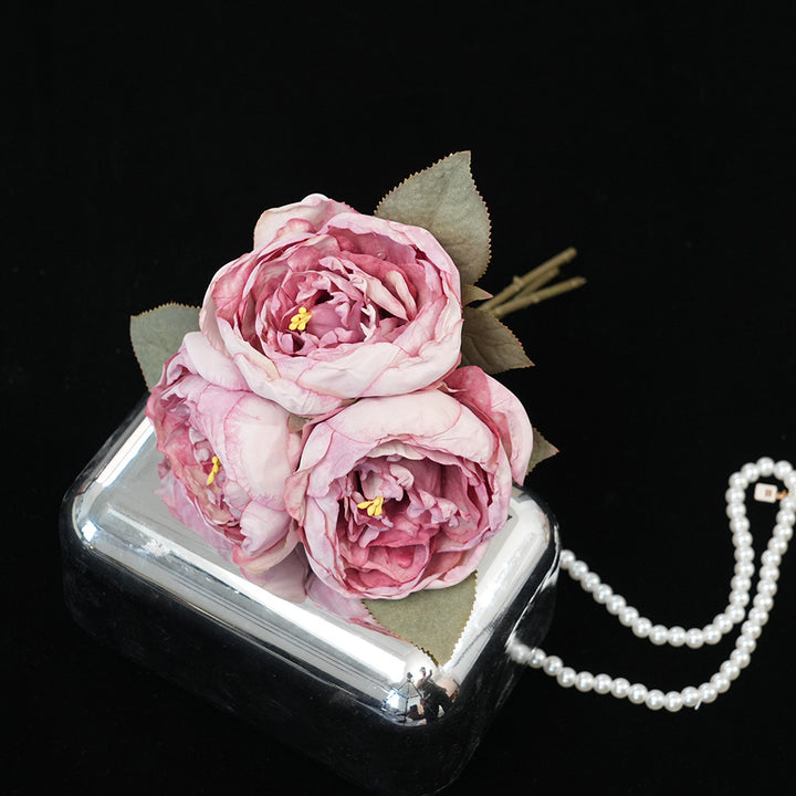 Elegante Blumenarrangement