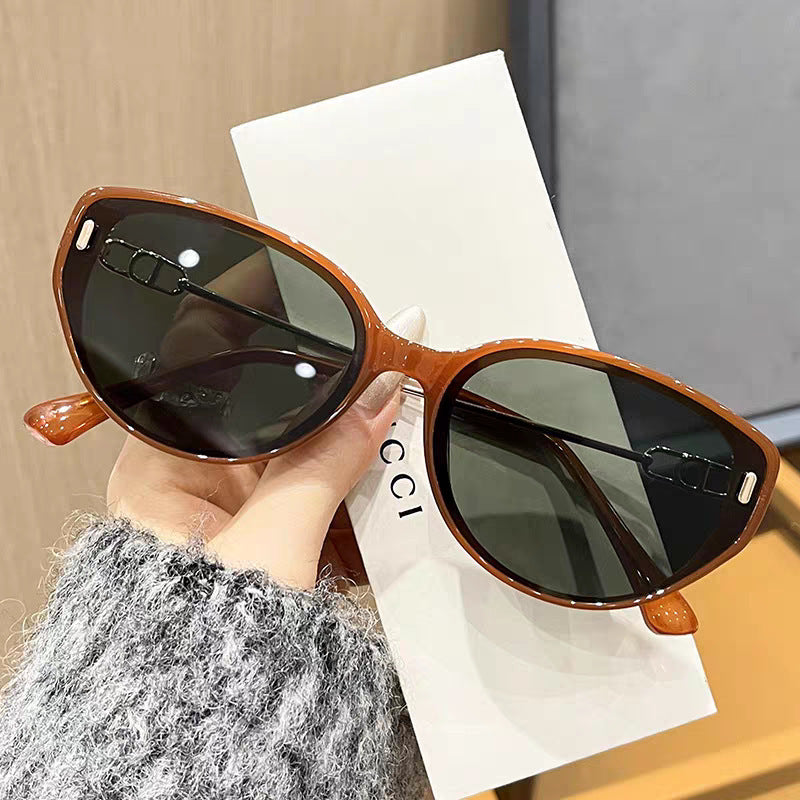 Damen Designer-Sonnenbrille mit filigranem Metallrahmen und außergewöhnlichem Cat-Eye-Design Karnz