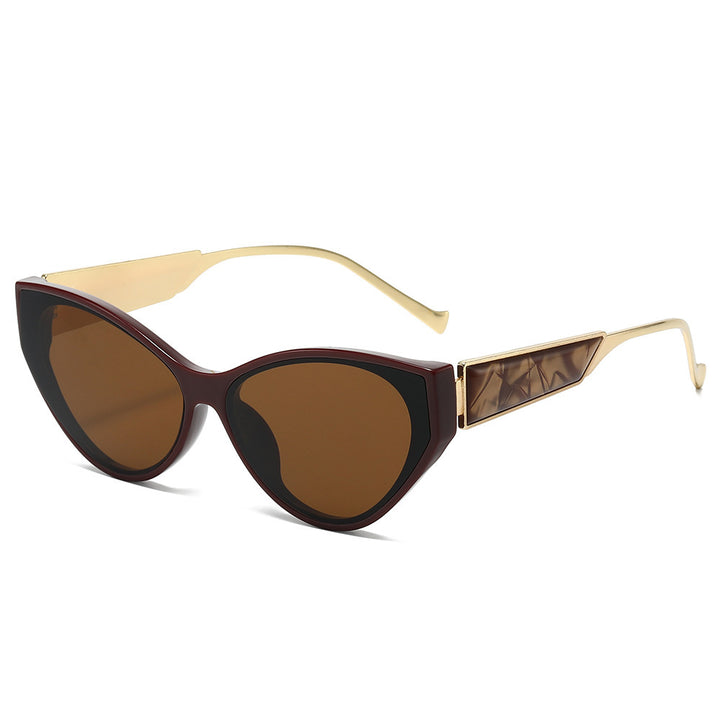 Chice Katzenaugen-Sonnenbrille mit einzigartigen Details Karnz