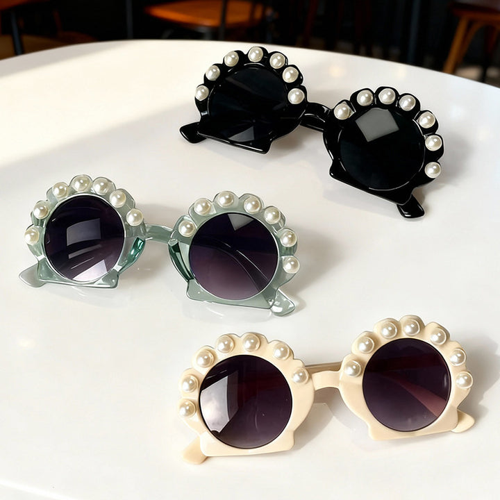 Perlenakzentuierte, von Vintage inspirierte Sonnenbrille Karnz