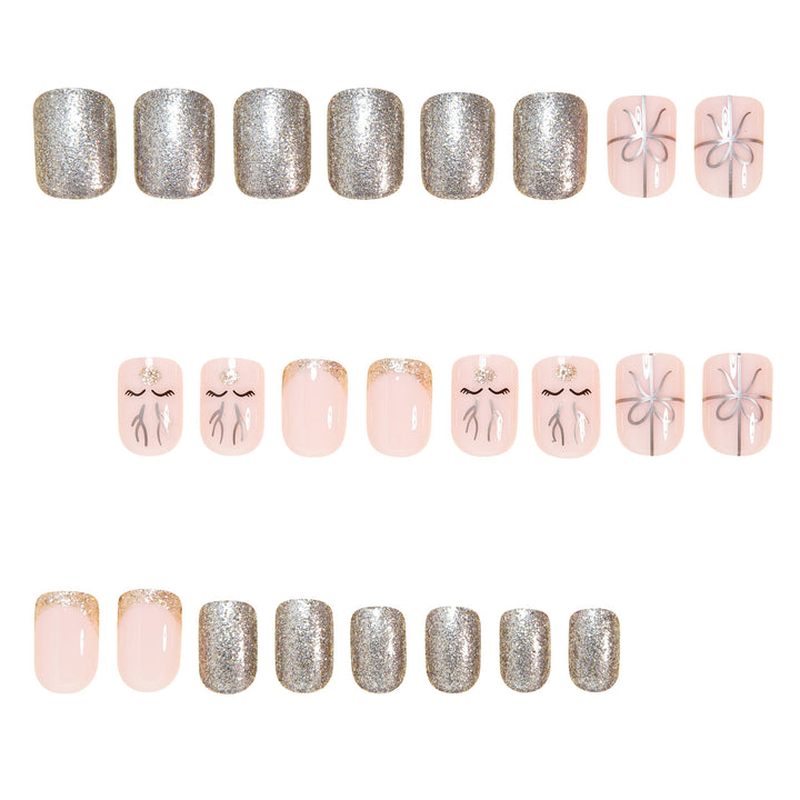 Elegantes Festliches Press-On Nagelkunst Set Karnz