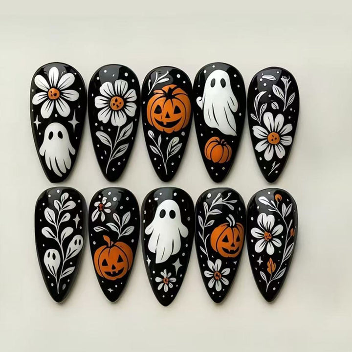 Kunstfingernägel Im Halloween-Design Karnz