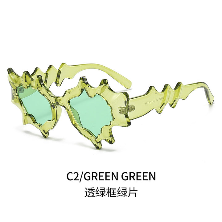 Damen Modische Sonnenbrille im extravaganten Wellen-Design Karnz