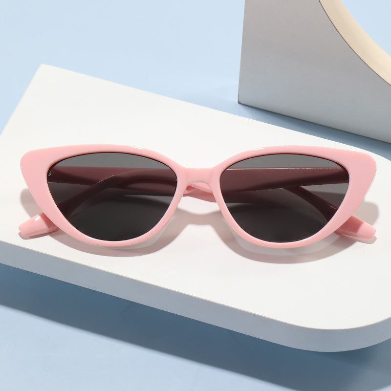 Damen modische Cat-Eye Sonnenbrille mit UV-Schutz und edlem Rahmen Karnz