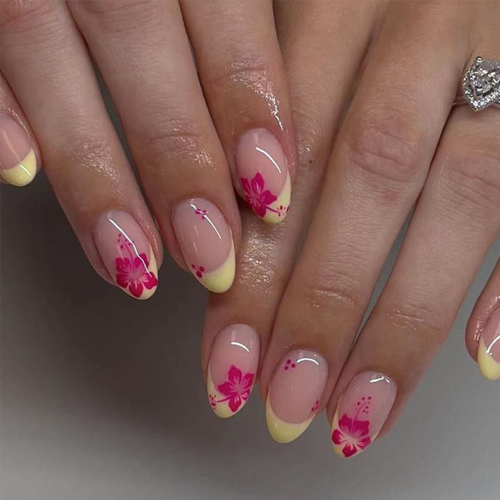 Florale französische Spitzen-Nagelkunst Karnz