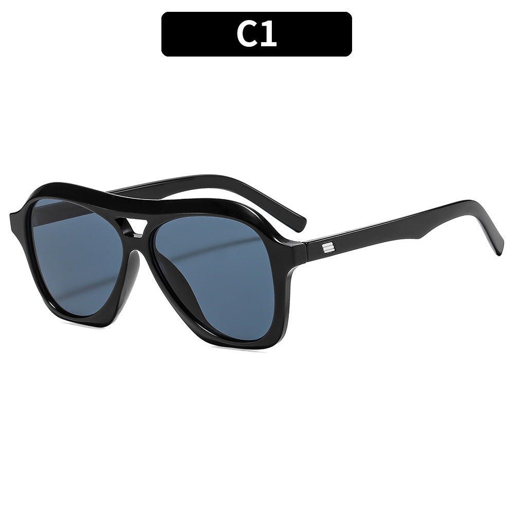 Übergroße Winkelsonnenbrille